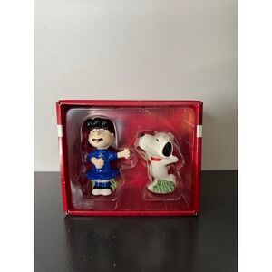 Peanuts Snoopy Lucy Salt Pepper Shakers Set Stoneware Boxed